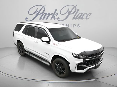 Used 2022 Chevrolet Tahoe Z71 w/ Luxury Package AWD/4WD image 23