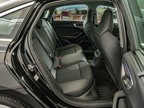 Used 2025 Audi A5 2.0T Premium Plus w/ Premium Plus image 32