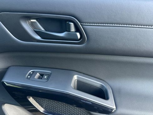 New 2026 Nissan Pathfinder SV AWD/4WD image 21