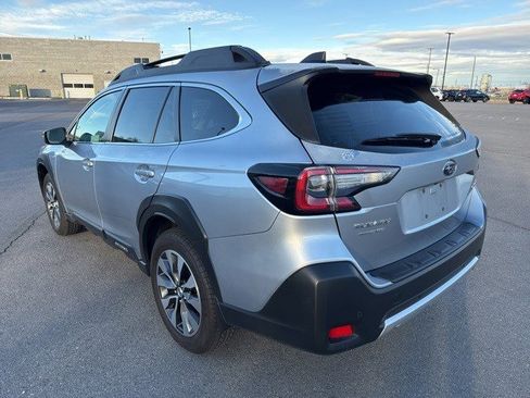 Certified 2025 Subaru Outback Limited image 5