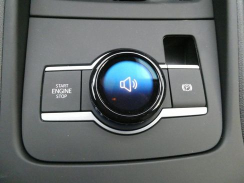 New 2026 Volkswagen Tiguan S AWD/4WD image 7