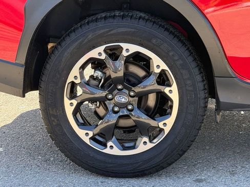 Used 2023 Subaru Crosstrek 2.0i image 7