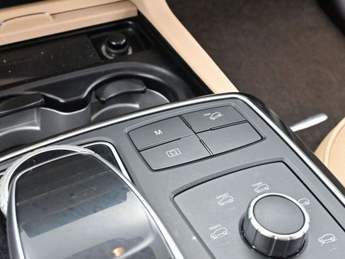 Used 2017 Mercedes-Benz GLE 350 4MATIC image 21