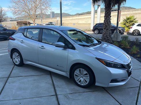 Used 2018 Nissan Leaf S w/ S Charge Package image 5