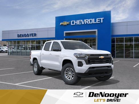 New 2026 Chevrolet Colorado LT w/ Advanced Trailering Package AWD/4WD image 1