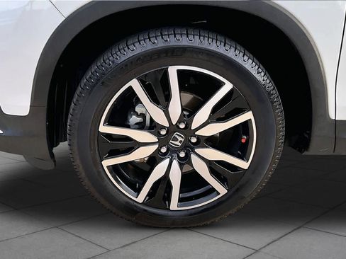Used 2021 Honda Pilot Elite image 11