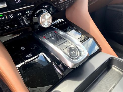 Used 2025 Acura MDX FWD w/ Technology Package image 7