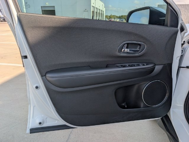 Used 2021 Honda HR-V EX image 23