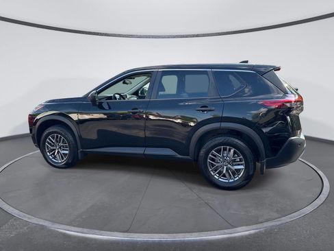 Used 2022 Nissan Rogue S AWD/4WD image 2