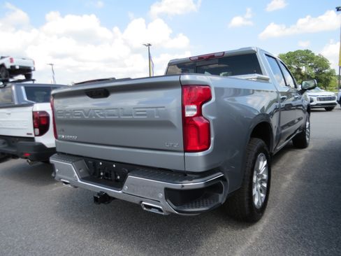 Used 2025 Chevrolet Silverado 1500 LTZ w/ Technology Package AWD/4WD image 30