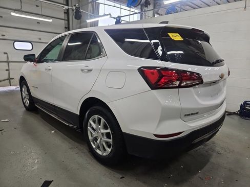 Used 2024 Chevrolet Equinox LT image 3