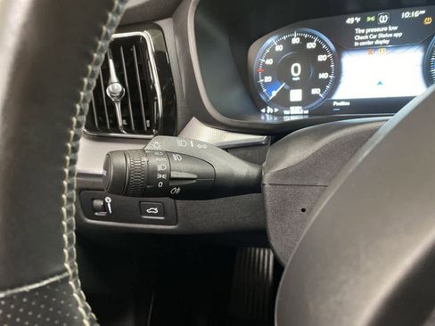 Used 2019 Volvo XC60 T6 R-Design w/ Protection Package Premier image 25