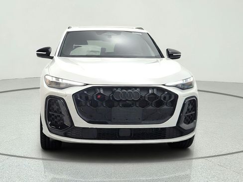 New 2026 Audi SQ5 Premium Plus AWD/4WD image 2