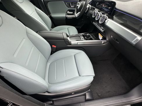 New 2026 Mercedes-Benz GLB 250 4MATIC image 15