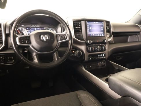 Used 2019 RAM 1500 Big Horn AWD/4WD image 2