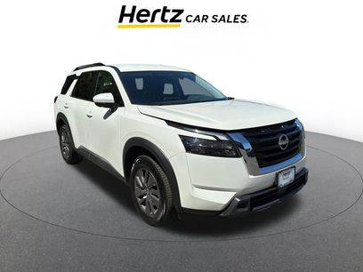 Used 2025 Nissan Pathfinder SV