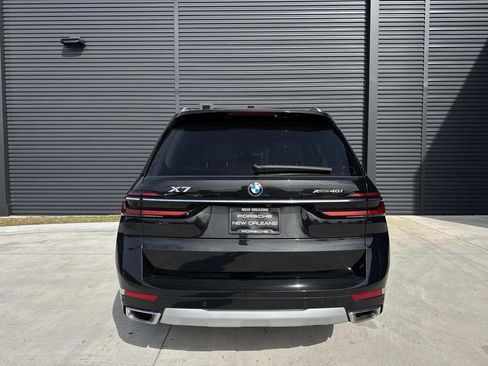 Used 2023 BMW X7 xDrive40i w/ Parking Assistance Package image 12