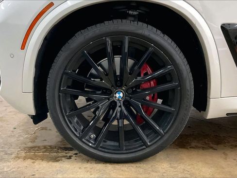 Certified 2025 BMW X5 xDrive40i w/ M Sport Package image 12