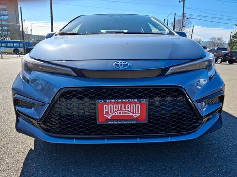 New 2026 Toyota Corolla SE w/ SE Premium Package image 3