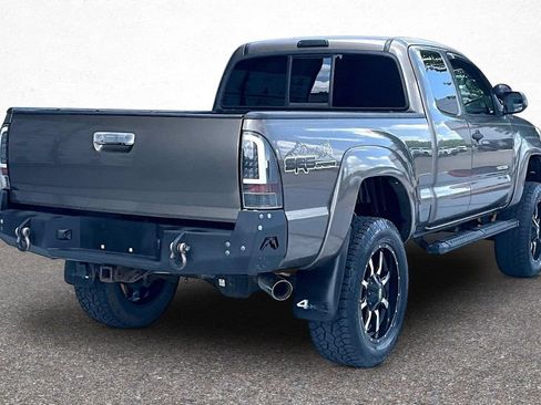 Used 2013 Toyota Tacoma 4x4 Access Cab V6 w/ SR5 Pkg image 7