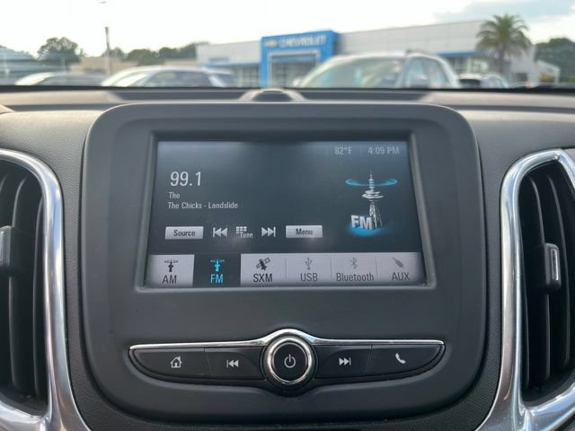 Used 2018 Chevrolet Equinox LT FWD image 25