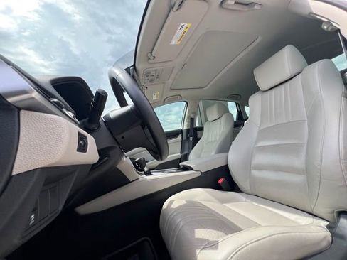 Used 2018 Honda Accord EX-L image 17