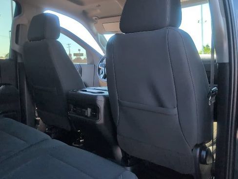 Used 2021 Chevrolet Silverado 1500 LT Trail Boss w/ Convenience Package II AWD/4WD image 42