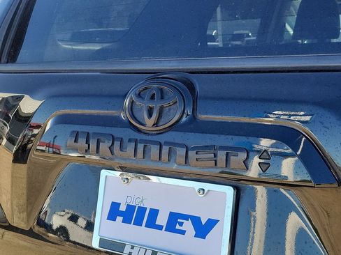 Used 2020 Toyota 4Runner Nightshade image 31