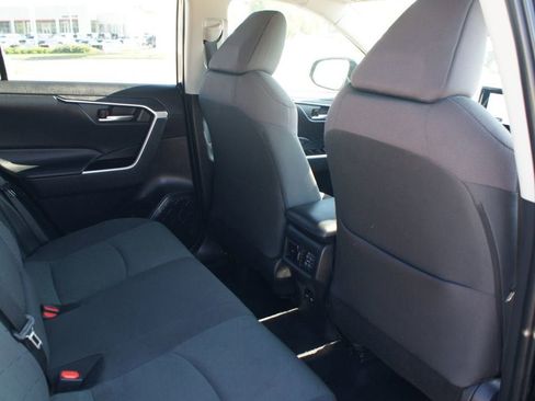 Used 2024 Toyota RAV4 XLE image 19