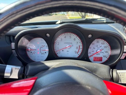 Used 2007 Nissan 350Z Touring image 11