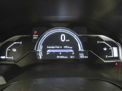 Used 2018 Honda Clarity Touring image 29