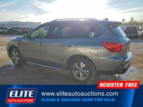Used 2020 Nissan Pathfinder SV image 3