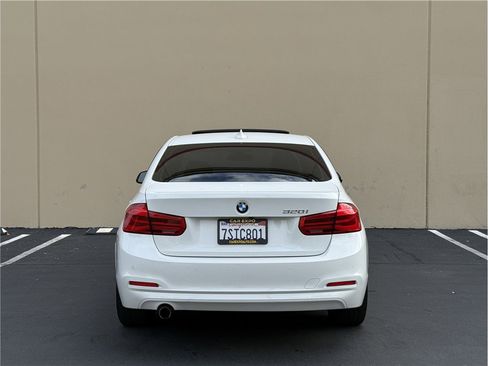 Used 2016 BMW 320i Sedan image 5