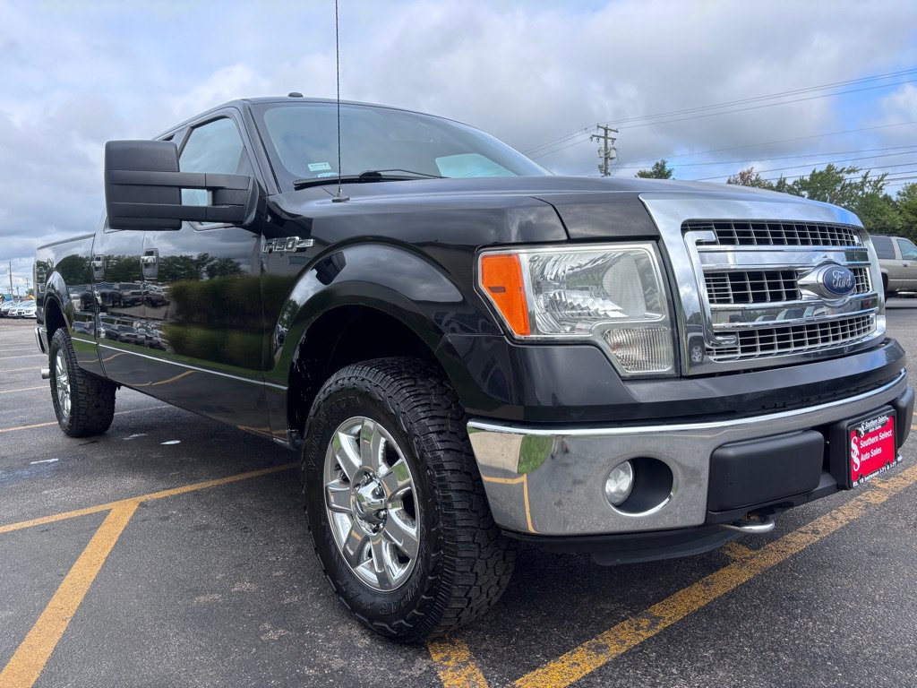 Used 2014 Ford F150 XLT w/ Equipment Group 302A Luxury AWD/4WD image 4