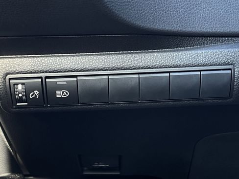 Used 2024 Toyota Corolla SE image 20