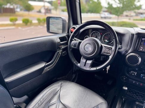 Used 2015 Jeep Wrangler Unlimited Sport w/ Quick Order Package 24S AWD/4WD image 10