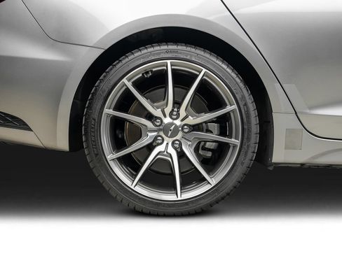 Used 2022 Genesis G70 3.3T RWD image 29