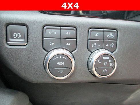 Used 2023 GMC Sierra 1500 SLT w/ SLT Premium Package image 25