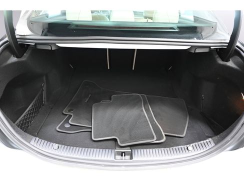 Used 2018 Mercedes-Benz C 300 4MATIC Sedan w/ Premium Package image 16