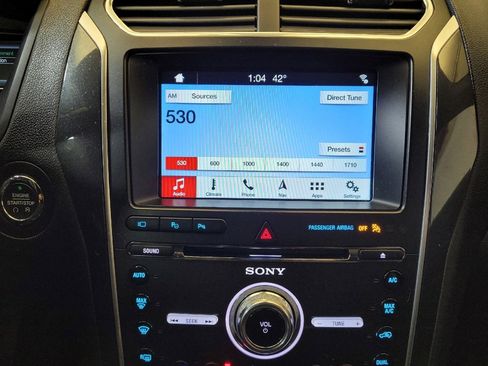 Used 2018 Ford Explorer Limited w/ Equipment Group 301A image 25