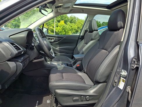 Certified 2023 Subaru Forester Premium AWD/4WD image 13