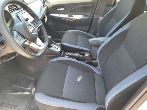 New 2025 Nissan Versa SV w/ Trunk Package FWD image 11