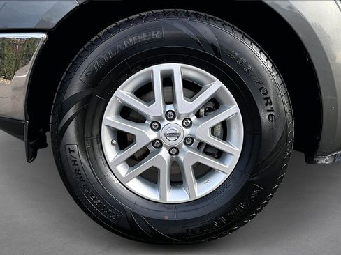 Used 2008 Nissan Frontier SE w/ SE Value Truck Pkg image 7