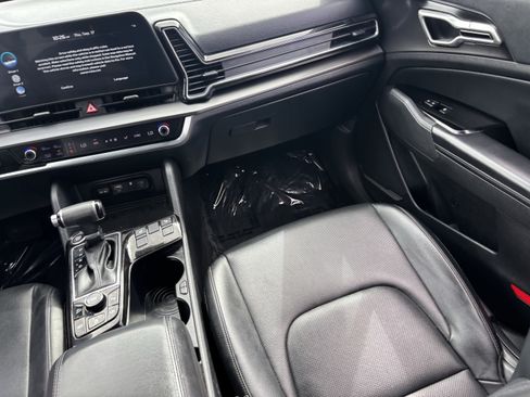 Certified 2023 Kia Sportage EX FWD image 14