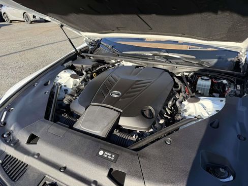 Used 2021 Lexus LC 500 Convertible image 29