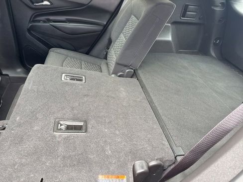 Used 2018 Chevrolet Equinox LT AWD/4WD image 14