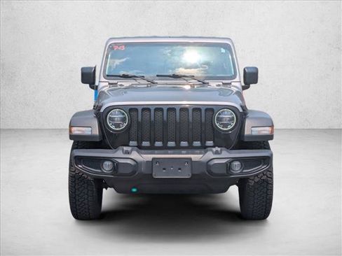 Used 2021 Jeep Wrangler Unlimited Sport AWD/4WD image 2