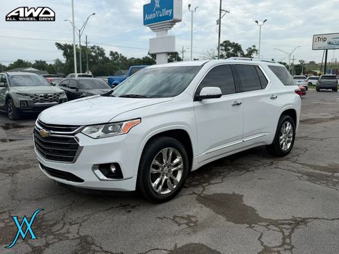 Used 2021 Chevrolet Traverse High Country AWD/4WD image 3