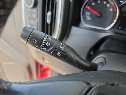 Used 2021 Chevrolet Silverado 1500 LT w/ Convenience Package II AWD/4WD image 23