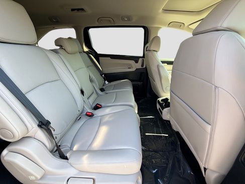 New 2026 Honda Odyssey EX-L image 23